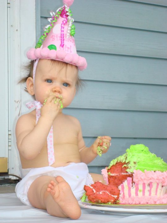 2010-08-07 Adaline's Party Cake 09 41087_153805573