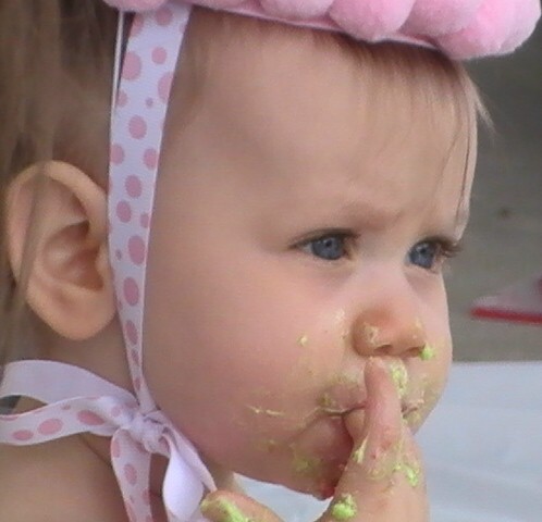 2010-08-07 Adaline's Party Cake 11 PIC_0096 c
