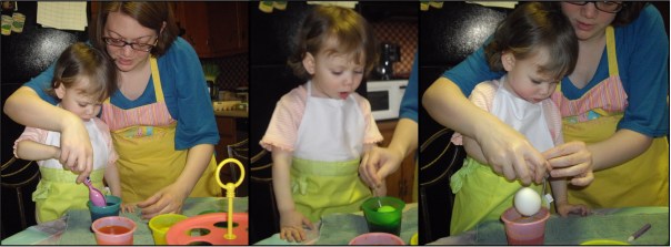 2011-04-17 Egg Coloring 02